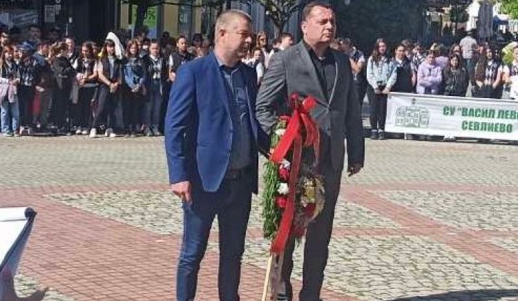 Ченчев от Ловнидол:  БСП прокара отново пътя до паметта за разстреляните ятаци в местността Петрова Чука